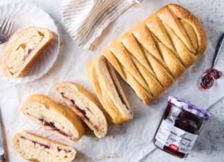 Concord Grape Danish Braid