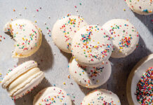 Birthday Cake Macarons Birthday Cake Macarons