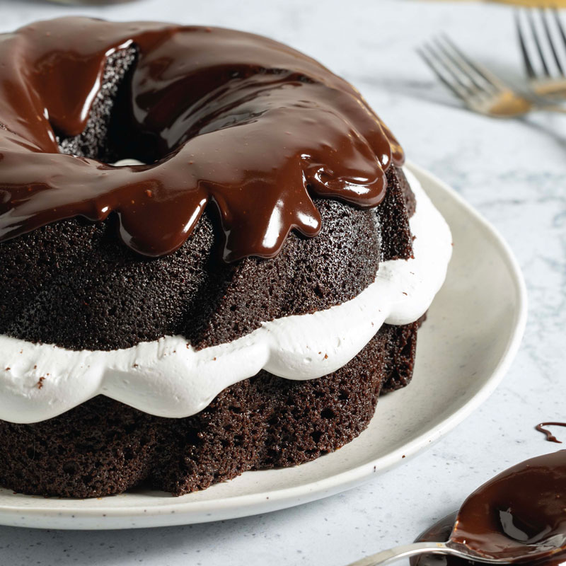 Whoopie pie pound cake