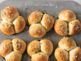 Roasted Garlic-and-Potato Clover Rolls Clover Rolls
