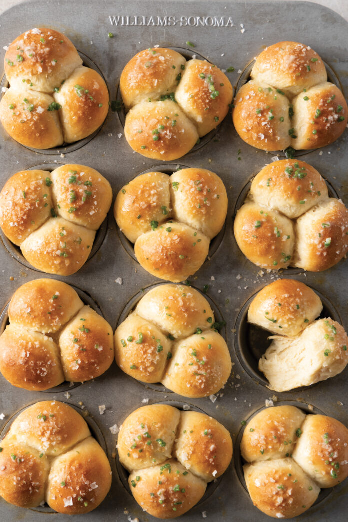 Clover Rolls