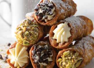 Baking School In-Depth: Cannoli